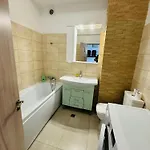 Romana Downtown Apartmán *